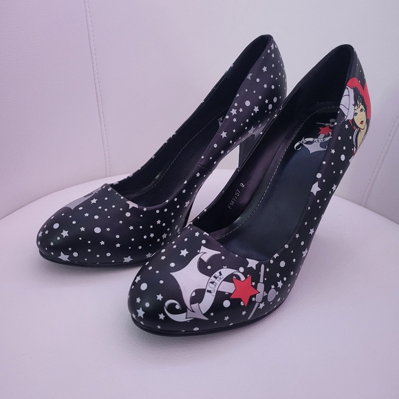 T.U.K. Ahoy Sailor Heels - Picture 2 of 5